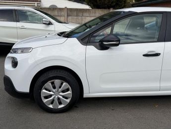 CITROEN C3 1.2 PureTech Touch Hatchback 5dr Petrol Manual Euro 6 (82 ps)