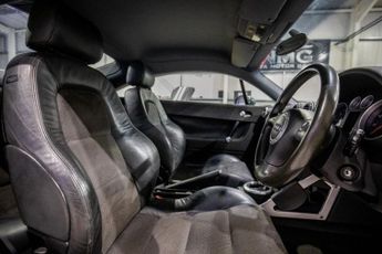 AUDI TT 1.8 Coupe 2dr Petrol Auto (218 g/km, 180 bhp)