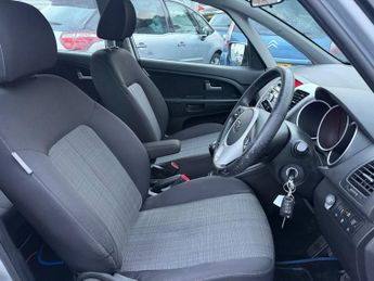 KIA VENGA 1.4 CRDi EcoDynamics 2 MPV 5dr Diesel Manual Euro 5 (s/s) (89 bh