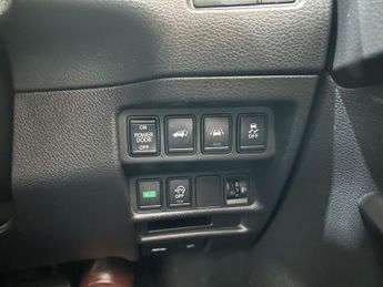 NISSAN X-TRAIL 1.7 dCi N-Connecta SUV 5dr Diesel CVT Euro 6 (s/s) (150 ps)