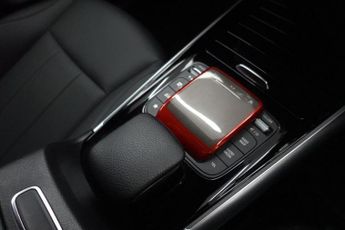 MERCEDES-BENZ EQA EQA 250 66.5kWh Sport SUV 5dr Electric Auto (190 ps)