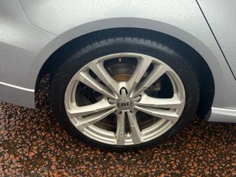 AUDI A3 1.5 TFSI CoD 35 S line Sportback 5dr Petrol S Tronic Euro 6 (s/s