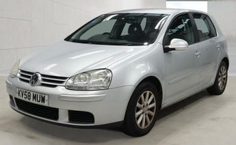 VOLKSWAGEN GOLF 1.9 TDI Match Hatchback 5dr Diesel Manual (132 g/km, 103 bhp)