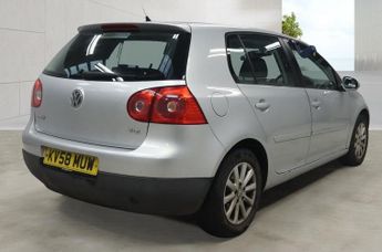 VOLKSWAGEN GOLF 1.9 TDI Match Hatchback 5dr Diesel Manual (132 g/km, 103 bhp)