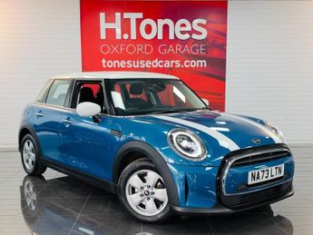 MINI Hatch 1.5 Cooper Classic Hatchback 5dr Petrol Steptronic Euro 6 (s/s) 
