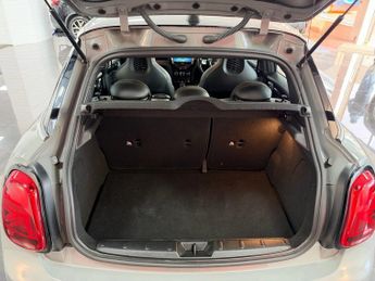MINI HATCH 1.5 Cooper Sport Hatchback 5dr Petrol Steptronic Euro 6 (s/s) (1