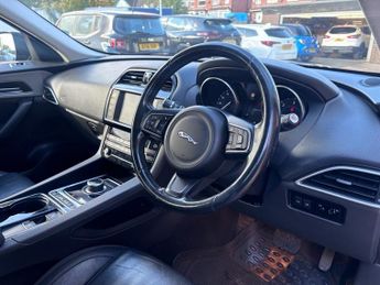 JAGUAR F-PACE 2.0 D180 Prestige SUV 5 Door Diesel Automatic Blue AWD Euro 6 