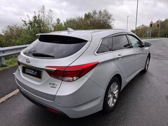 HYUNDAI I40 1.7 CRDi Blue Drive SE Nav Tourer 5dr Diesel Manual Euro 6 (s/s)