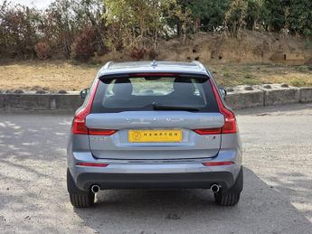 VOLVO XC60 2.0 D4 Momentum SUV 5dr Diesel Auto AWD Euro 6 (s/s) (190 ps)