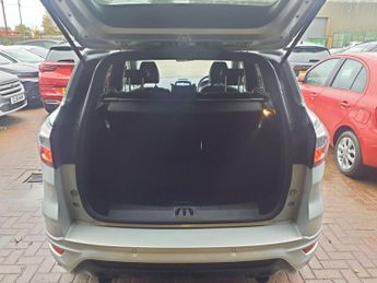 FORD KUGA 2.0 TDCi ST-Line SUV 5dr Diesel Powershift Euro 6 (120 ps)