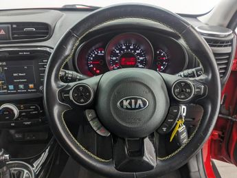 KIA SOUL 1.6 CRDi Connect Plus SUV 5dr Diesel Auto Euro 5 (126 bhp)