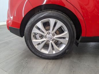KIA SOUL 1.6 CRDi Connect Plus SUV 5dr Diesel Auto Euro 5 (126 bhp)