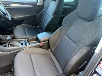 SKODA KAROQ 1.6 TDI SE Technology SUV 5dr Diesel DSG Euro 6 (s/s) (115 ps)