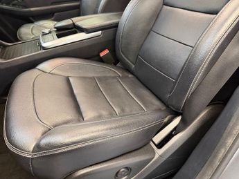 MERCEDES-BENZ M CLASS 2.1 ML250 BlueTEC Special Edition SUV 5dr Diesel G-Tronic 4WD Eu
