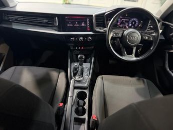 AUDI A1 1.0 TFSI 25 Technik Sportback 5dr Petrol S Tronic Euro 6 (s/s) (