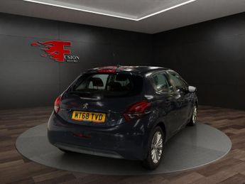 PEUGEOT 208 1.2 PureTech Signature Hatchback 5dr Petrol Manual Euro 6 (s/s) 