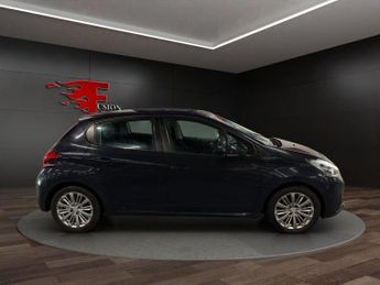 PEUGEOT 208 1.2 PureTech Signature Hatchback 5dr Petrol Manual Euro 6 (s/s) 