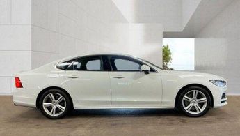 VOLVO S90 2.0 T4 Momentum Plus Auto Euro 6 (s/s) 4dr