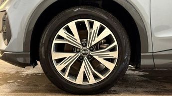 AUDI Q4 E-TRON 35 Sport SUV 5dr Electric Auto 55kWh (170 ps)