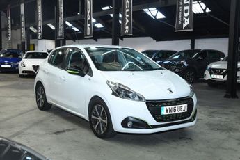 Peugeot 208 1.2 PureTech XS Lime Hatchback 5dr Petrol Manual Euro 6 (82 ps)