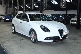 Alfa Romeo Giulietta 2.0 JTDM-2 Speciale Hatchback 5dr Diesel TCT Euro 6 (s/s) (175 b
