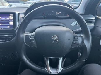 PEUGEOT 208 1.2 PureTech Active Hatchback 5dr Petrol Manual Euro 6 (82 ps)