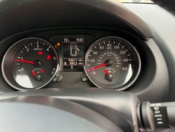 NISSAN QASHQAI 1.5 dCi Acenta SUV 5dr Diesel Manual 2WD Euro 5 (110 ps)