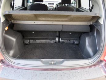 TOYOTA URBAN CRUISER 1.3l 5dr 100 BHP