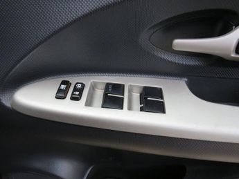 TOYOTA URBAN CRUISER 1.3l 5dr 100 BHP