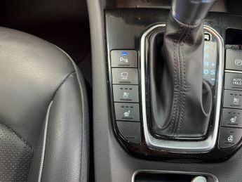 HYUNDAI IONIQ 1.6 h-GDi Premium SE Hatchback 5dr Petrol Hybrid DCT Euro 6 (s/s