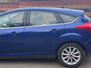 FORD FOCUS 1.0T EcoBoost Titanium Hatchback 5dr Petrol Auto Euro 6 (s/s) (1