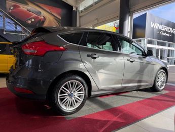 FORD FOCUS 1.0T EcoBoost Zetec Edition Hatchback 5dr Petrol Manual Euro 6 (
