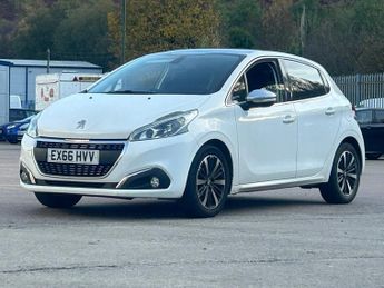 Peugeot 208 1.2 PureTech Allure Premium Hatchback 5dr Petrol Manual Euro 6 (