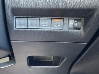 PEUGEOT E-208 50kWh Allure Premium + Hatchback 5dr Electric Auto (7kW Charger)