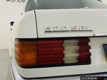 MERCEDES-BENZ 500 W126 5.0 SEL V8 Automatic