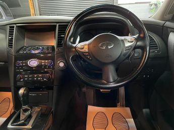 INFINITI QX70 3.0 QX70 30D GT PREMIUM 5d 235 BHP