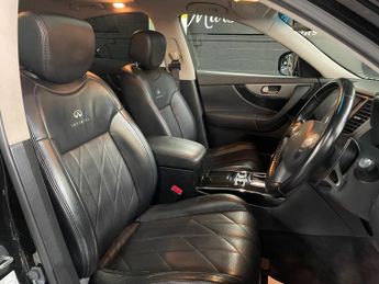 INFINITI QX70 3.0 QX70 30D GT PREMIUM 5d 235 BHP