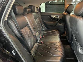 INFINITI QX70 3.0 QX70 30D GT PREMIUM 5d 235 BHP