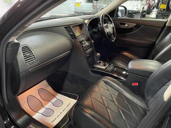 INFINITI QX70 3.0 QX70 30D GT PREMIUM 5d 235 BHP