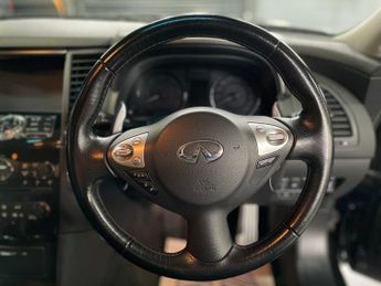 INFINITI QX70 3.0 QX70 30D GT PREMIUM 5d 235 BHP