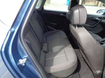 VAUXHALL ASTRA 1.6 SRI 5d 115 BHP