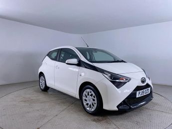 Toyota AYGO 1.0 VVT-I X-PLAY 5d 69 BHP