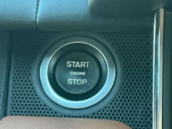Land Rover RANGE ROVER SPORT 3.0 Range Rover Sport Autobiography Dynamic SDV6 Auto 4WD 5dr