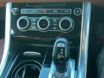 Land Rover RANGE ROVER SPORT 3.0 Range Rover Sport Autobiography Dynamic SDV6 Auto 4WD 5dr