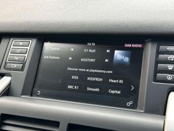 Land Rover DISCOVERY SPORT 2.0 Discovery Sport Black HSE TD4 Auto 4WD 5dr