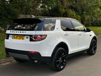Land Rover DISCOVERY SPORT 2.0 Discovery Sport Black HSE TD4 Auto 4WD 5dr