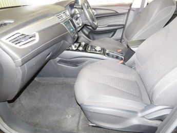 MG 5 MG5 Excite EV 5dr