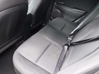 Hyundai KONA 1.6 Kona SE Connect GDi HEV Semi-Auto 5dr