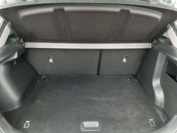 Hyundai KONA 1.6 Kona SE Connect GDi HEV Semi-Auto 5dr