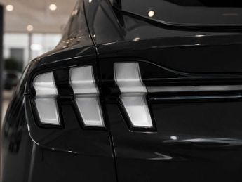 Ford MUSTANG MACH-E Mustang Mach-E Extended-Range RWD 5dr